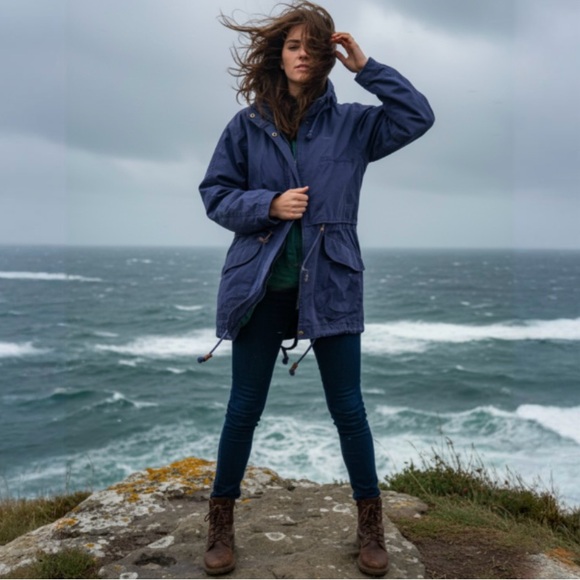 Woman Navy Blue Light Wight Jacket - Picture 6 of 14